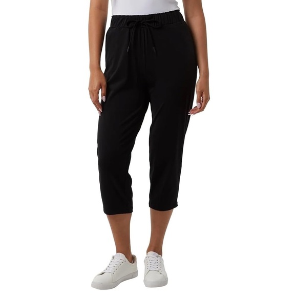 32 Degrees Black Lux Capri with Elastic Waistband - Picture 2 of 10